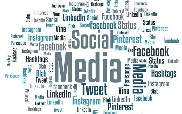 Social media VS Redes sociales